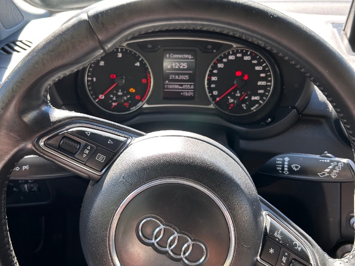 Audi A1 s-line 1.6 tdi