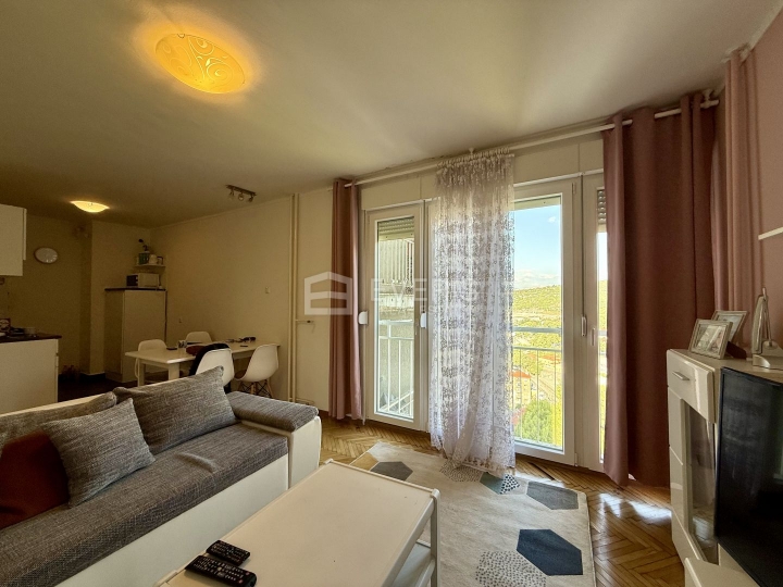 Rijeka, Rastočine, stan 51 m2