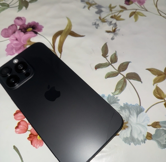 IPhone 15 pro max!!
