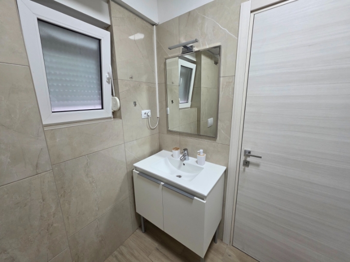 Stan + poslovni prostor na Pehlinu