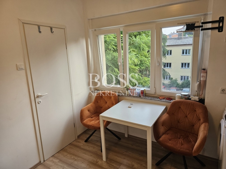 Škurinje, dva stana, 185.000€