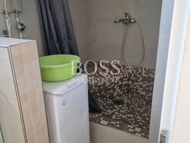 Viškovo, 52m2, 1S+DB, garaža 30m2, 210.000€