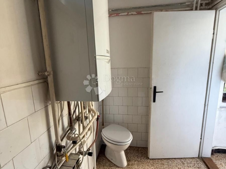 Odlična prilika u centru grada!