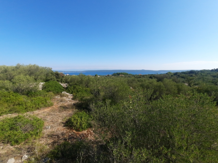 1006m2 otok Pašman Dobropoljana
