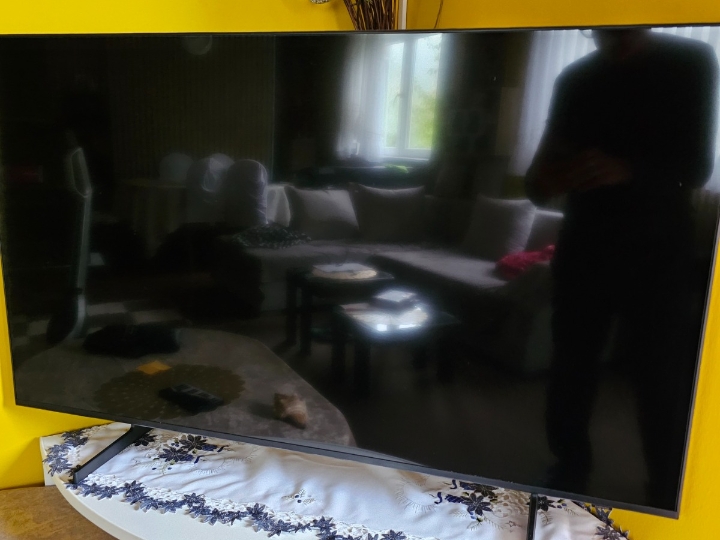 Samsung Crystal UHD 50"