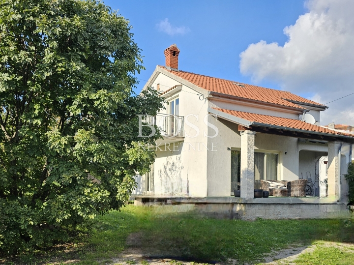 Viškovo, Saršoni, samostojeća kuća 170m2