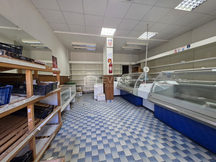 Rijeka, Donji Zamet, poslovni prostor 66 m2