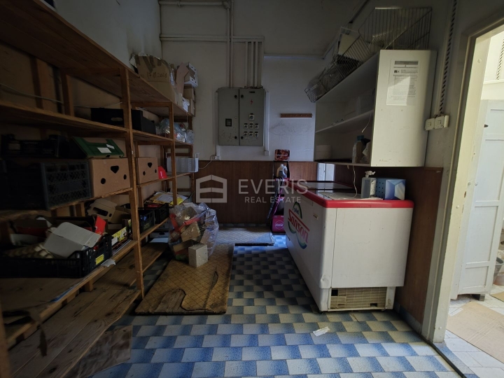 Rijeka, Donji Zamet, poslovni prostor 66 m2