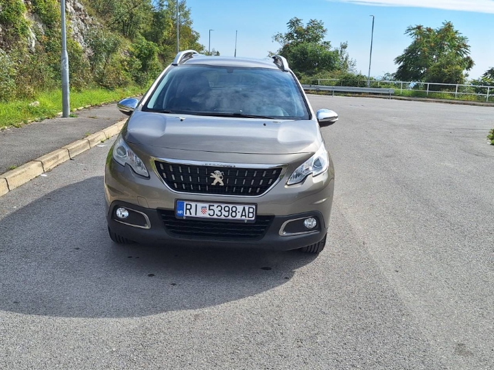 Peugeot 2008 1.6 HDi Style