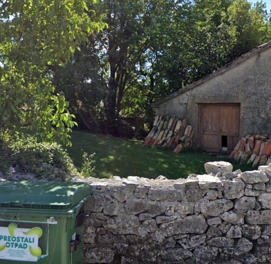 Kuća 134 m2 - samostojeća + 858 m2 okućnicom
