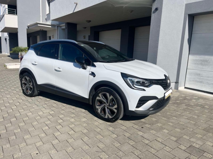 Sniženo! Renault Captur Hybrid RS