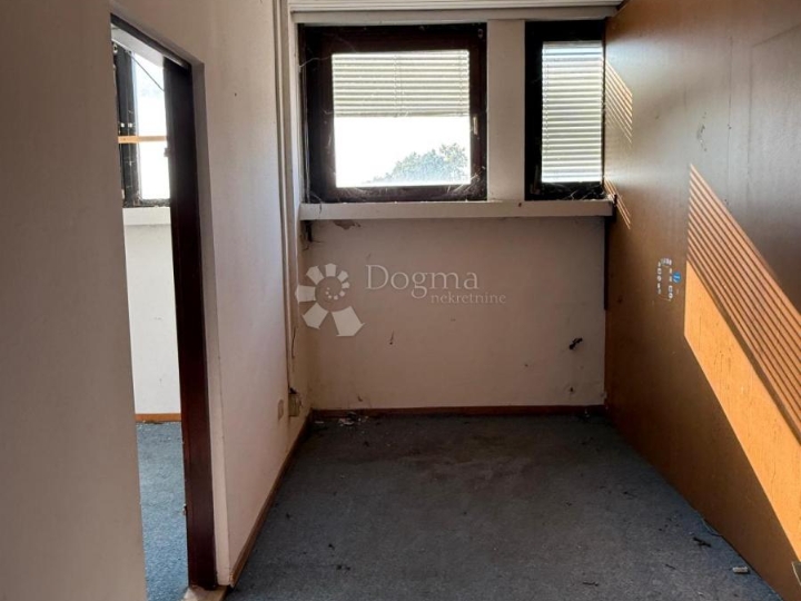 Poslovni objekt, 1484 m² – južni dio Čakovca