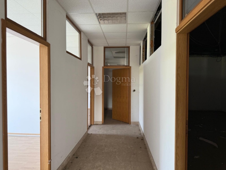 Poslovni objekt, 1484 m² – južni dio Čakovca