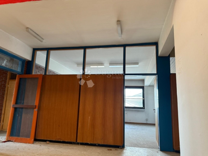 Poslovni objekt, 1484 m² – južni dio Čakovca