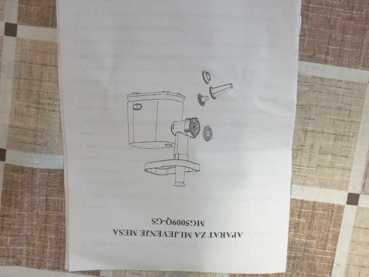 El. aparat za mljevenje mesa
