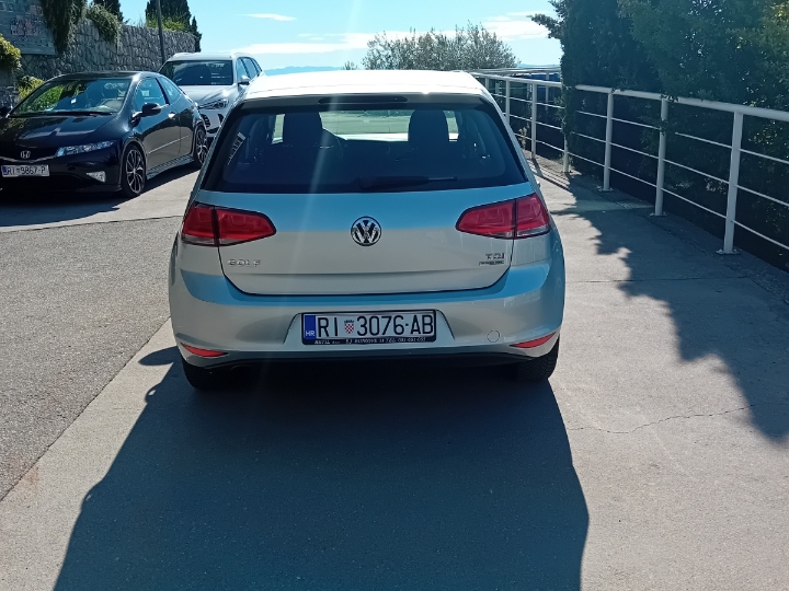 VW Golf 7 1.6 Tdi, 77kW BlueMotion 2013.