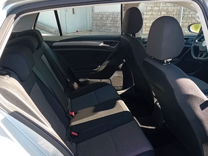 VW Golf 7 1.6 Tdi, 77kW BlueMotion 2013.