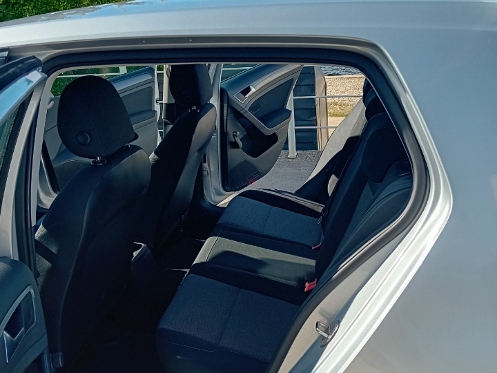 VW Golf 7 1.6 Tdi, 77kW BlueMotion 2013.
