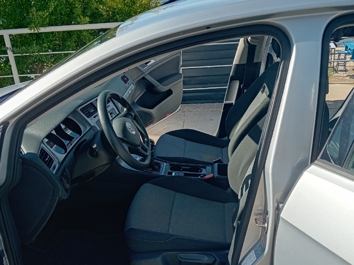 VW Golf 7 1.6 Tdi, 77kW BlueMotion 2013.