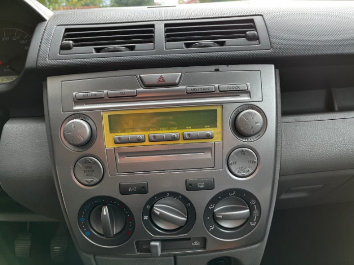 Mazda 2,1.25, 130.000 km!!!
