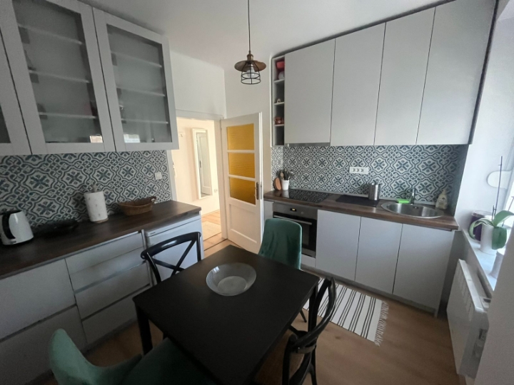 Dvosoban stan, 52 m2