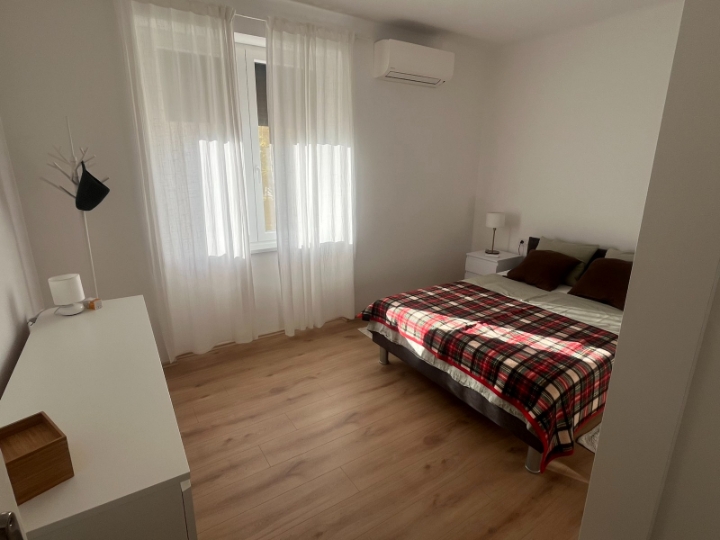 Dvosoban stan, 52 m2