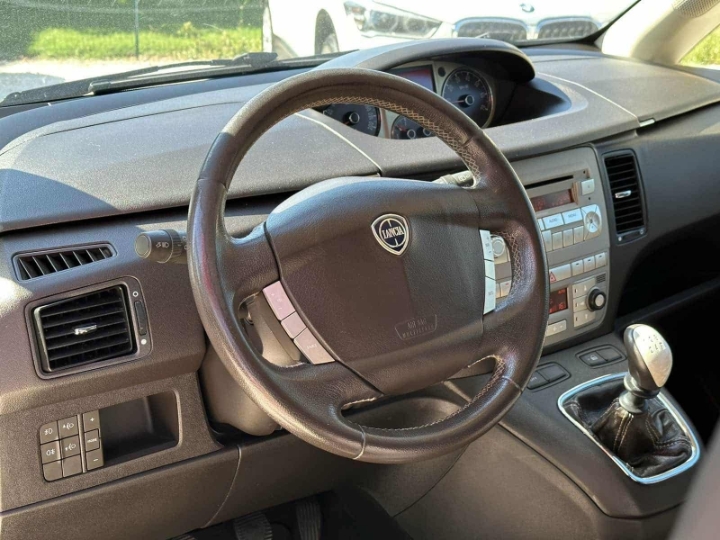 Lancia Musa 1.4 16V Oro