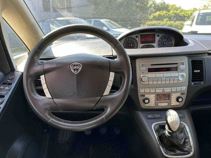 Lancia Musa 1.4 16V Oro