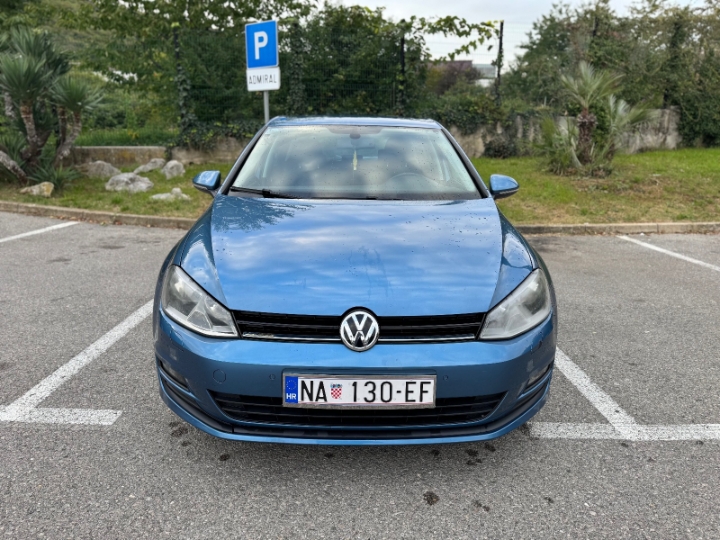 VW Golf 7 1.6 TDI Bluemotion