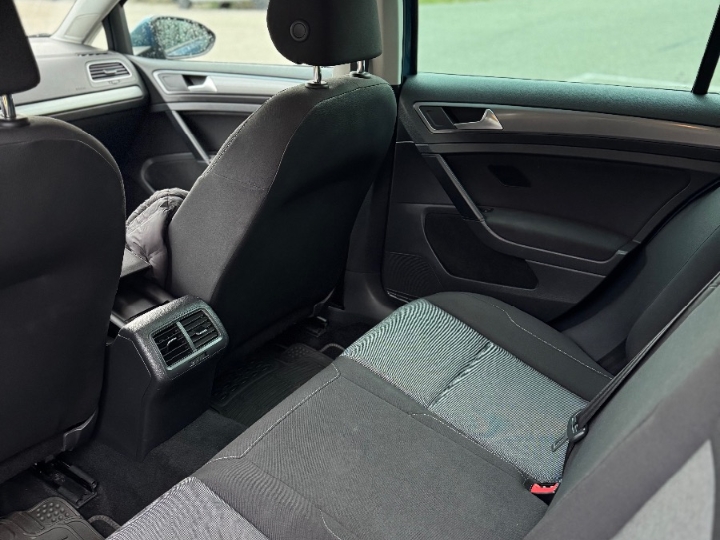 VW Golf 7 1.6 TDI Bluemotion