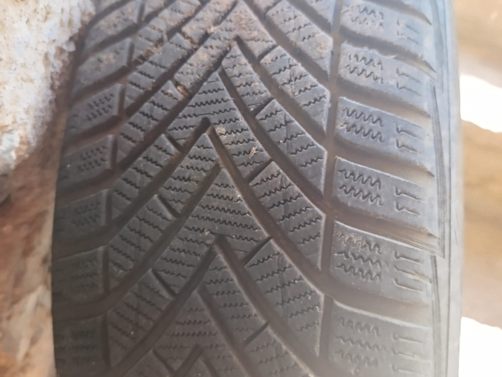 Vredestein 205/60R16 Wintrac