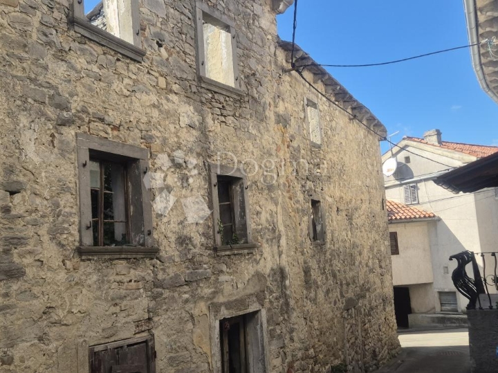 Boljun - romantična starina za adaptaciju