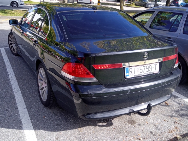 BMW 735