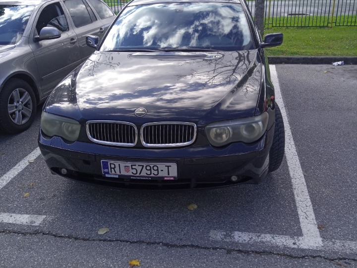 BMW 735