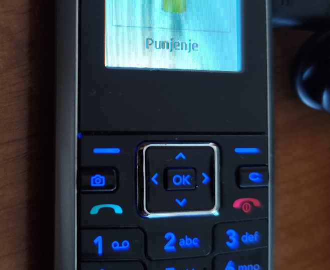 LG KP-130 mobitel