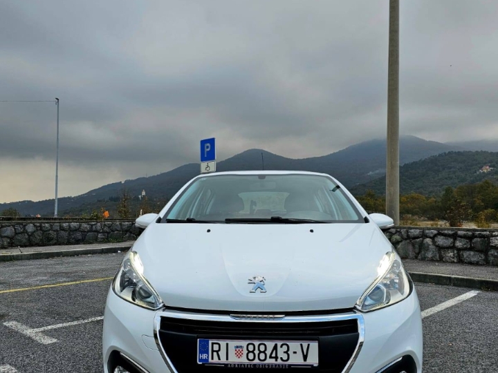 Peugeot 208 1.2 PureTech