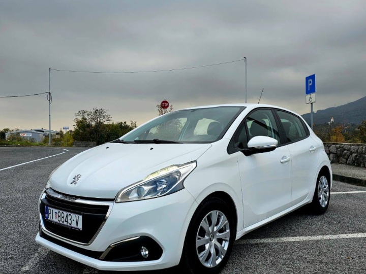 Peugeot 208 1.2 PureTech