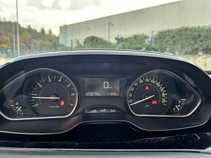 Peugeot 208 1.2 PureTech