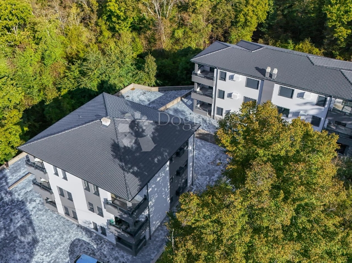 Izuzetno kvalitetna novogradnja u blizini centra Matulja