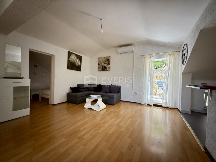 Rijeka, Rastočine, kuća u nizu, 174 m2