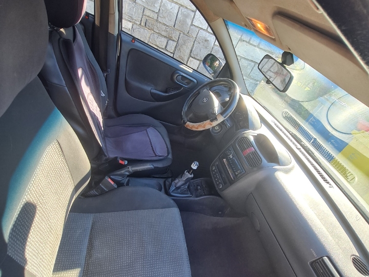 Opel Corsa 1.2, 59 kW 2006. god.