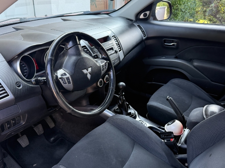 Mitsubishi Outlander 2.0 DID 4x4