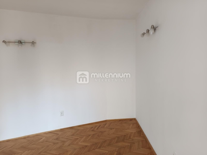 Rijeka, Kozala, 24.52m2, 1-sobni stan s lođom