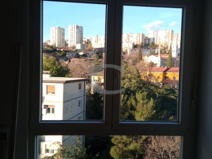 Rijeka, Podmurvice, garsonijera, 33 m2