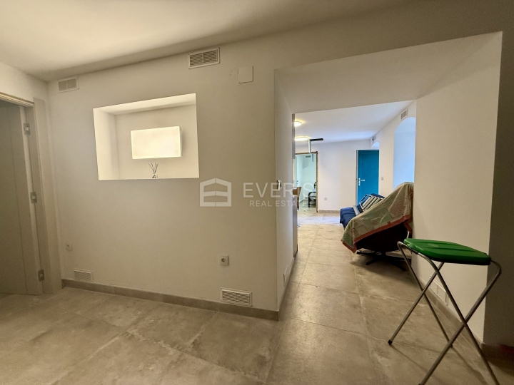 Rijeka, centar, kuća 100 m2, garaža