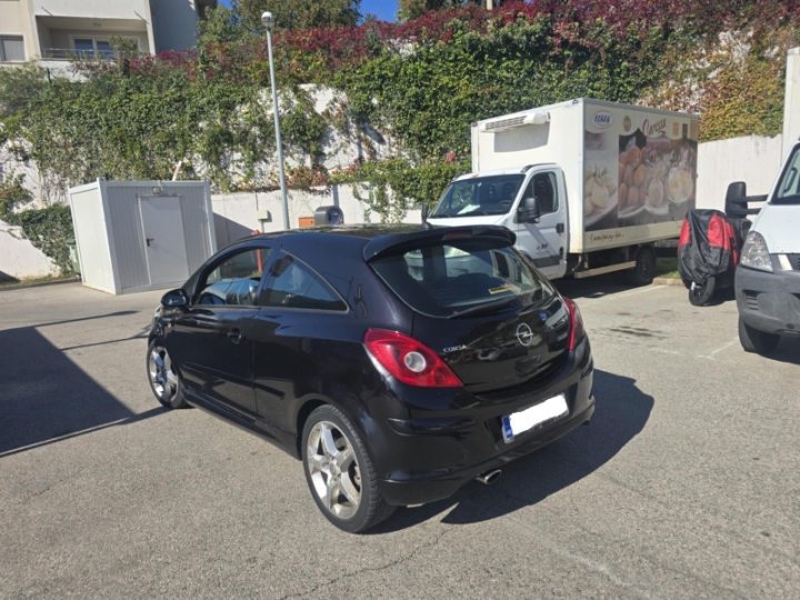 Opel corsa GSi 1.7