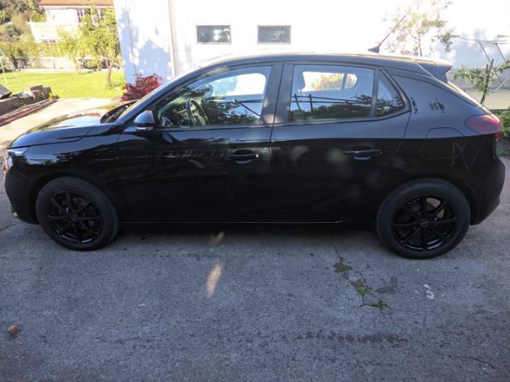 Opel Corsa F 1.2
