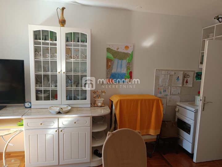 Rijeka, Drenova, 40m2, 1S+DB s lođom