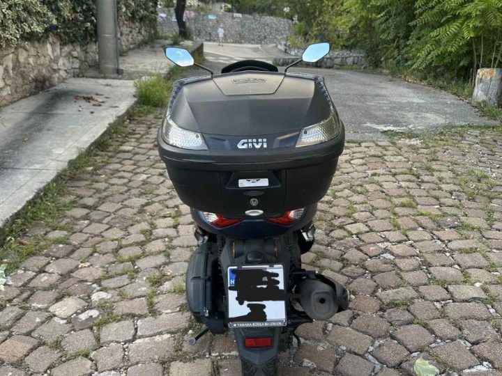 Yamaha NMax 125, 2022. god.