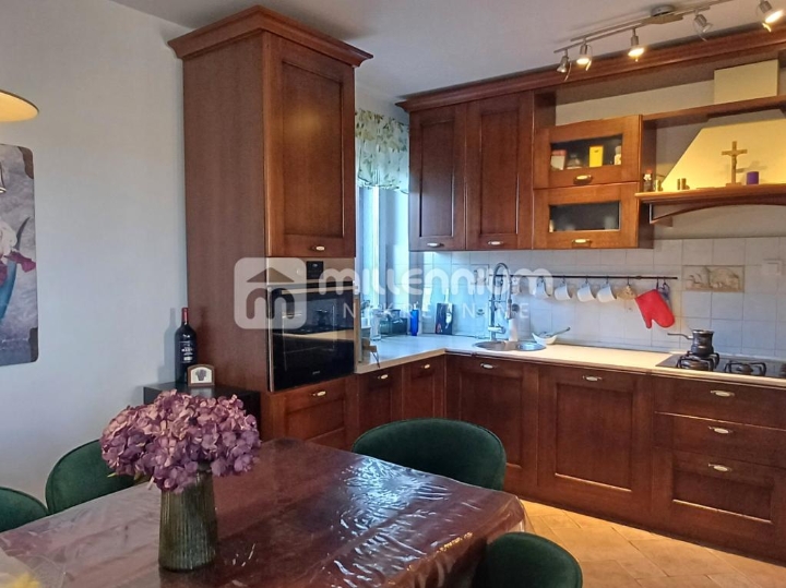 Otok Krk, 83.95m2, 2 sobni s dnevnim